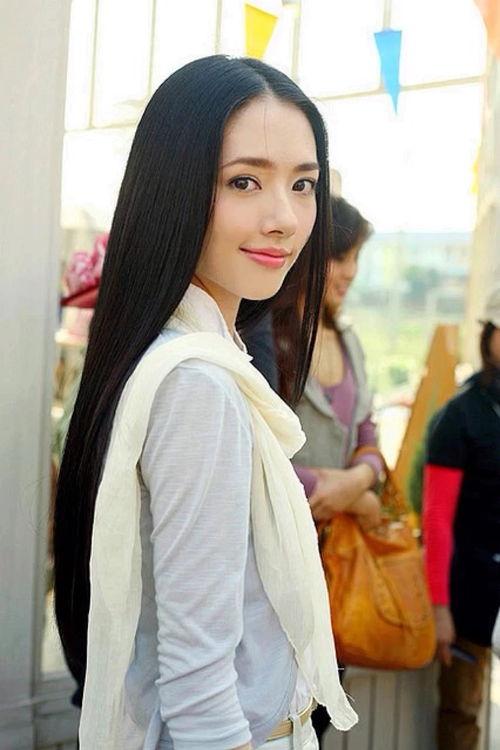 娱乐圈八卦最新爆料邢菲,娱乐圈再掀波澜！